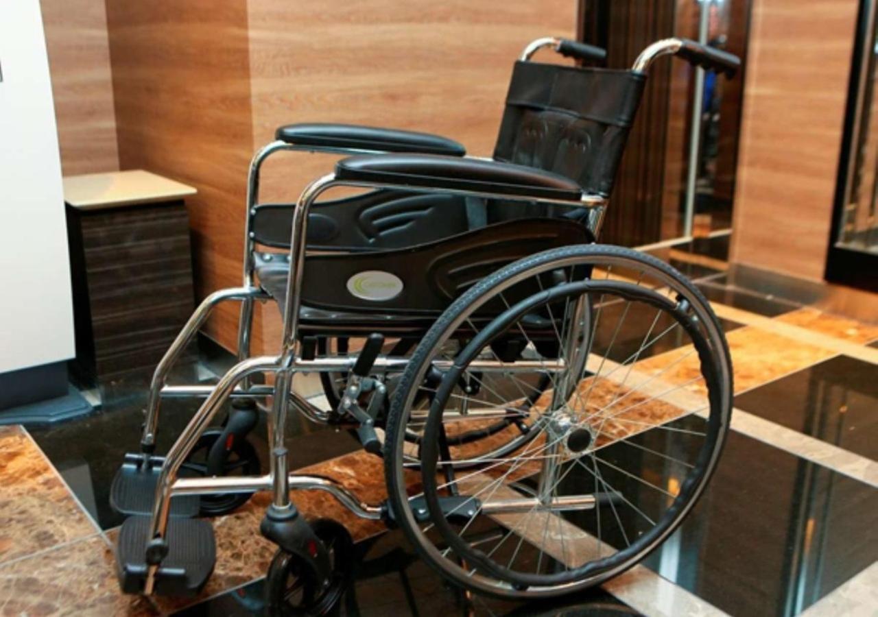 Apa Hotel Aomori Eki Kenchodori Екстер'єр фото